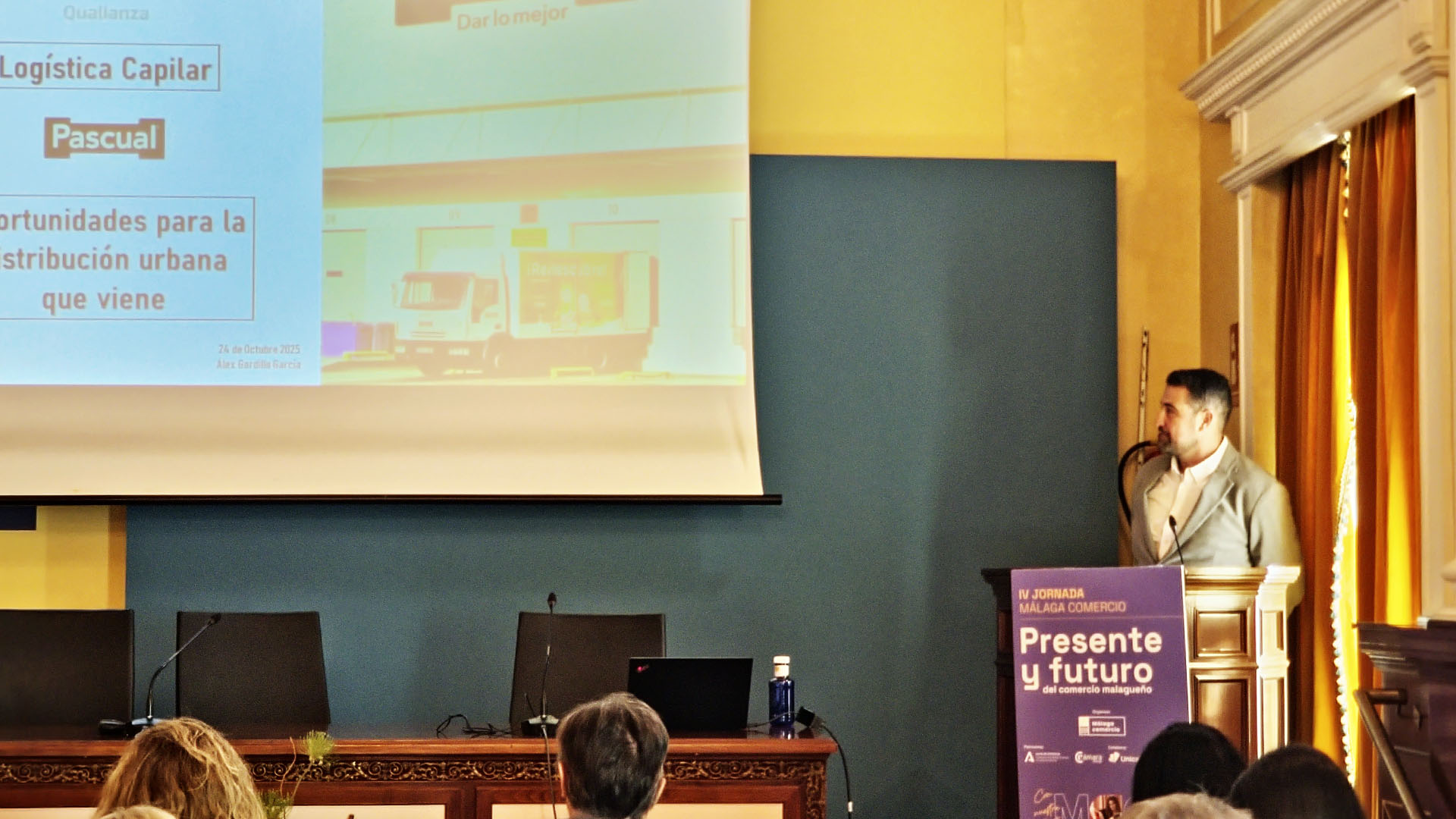 Asistimos a la IV Jornada Málaga Comercio 2025: La fuerza de lo local frente a la transformación digital Asistimos a la IV Jornada Málaga Comercio 2025: La fuerza de lo local frente a la transformación digital