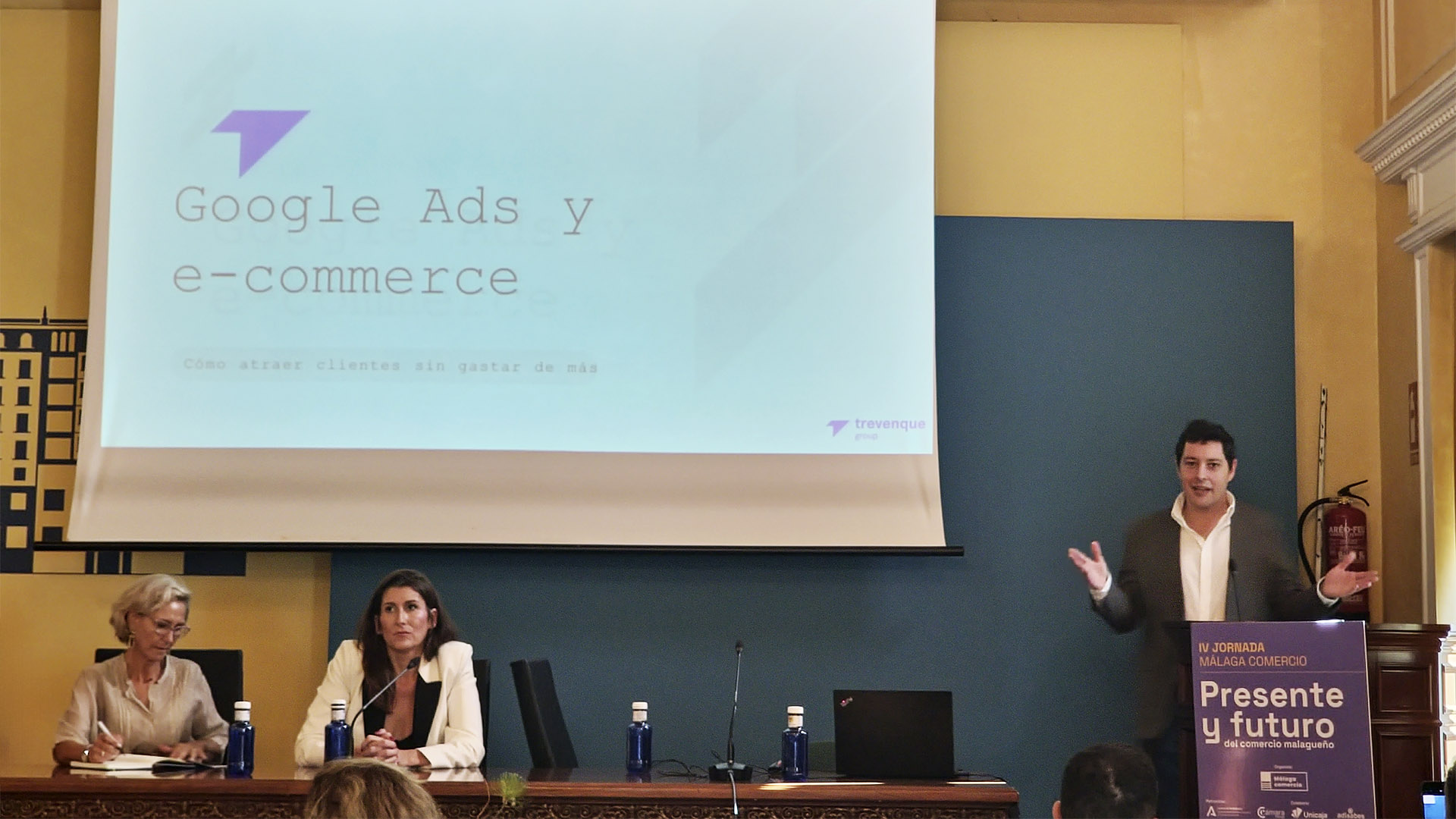 Asistimos a la IV Jornada Málaga Comercio 2025: La fuerza de lo local frente a la transformación digital Asistimos a la IV Jornada Málaga Comercio 2025: La fuerza de lo local frente a la transformación digital