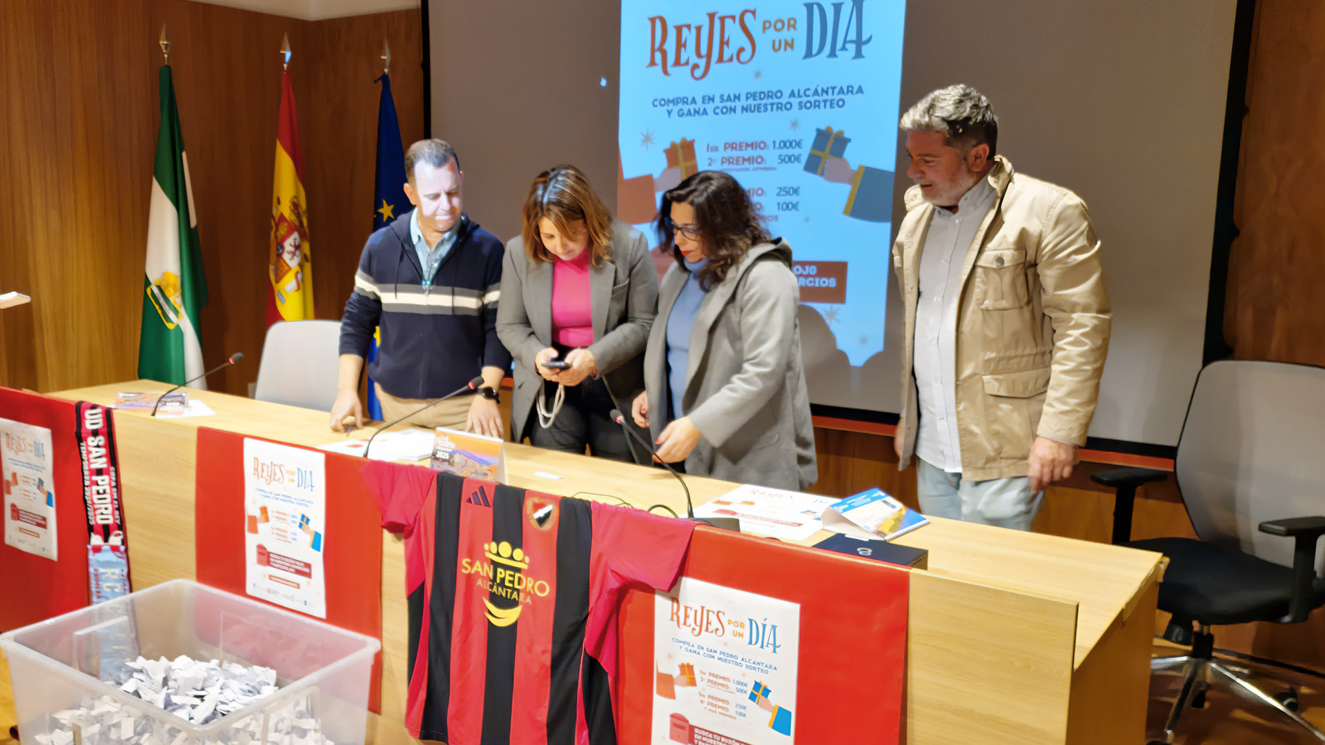 La campaña 'Reyes por un Día' premia al consumidor que confía en el comercio local