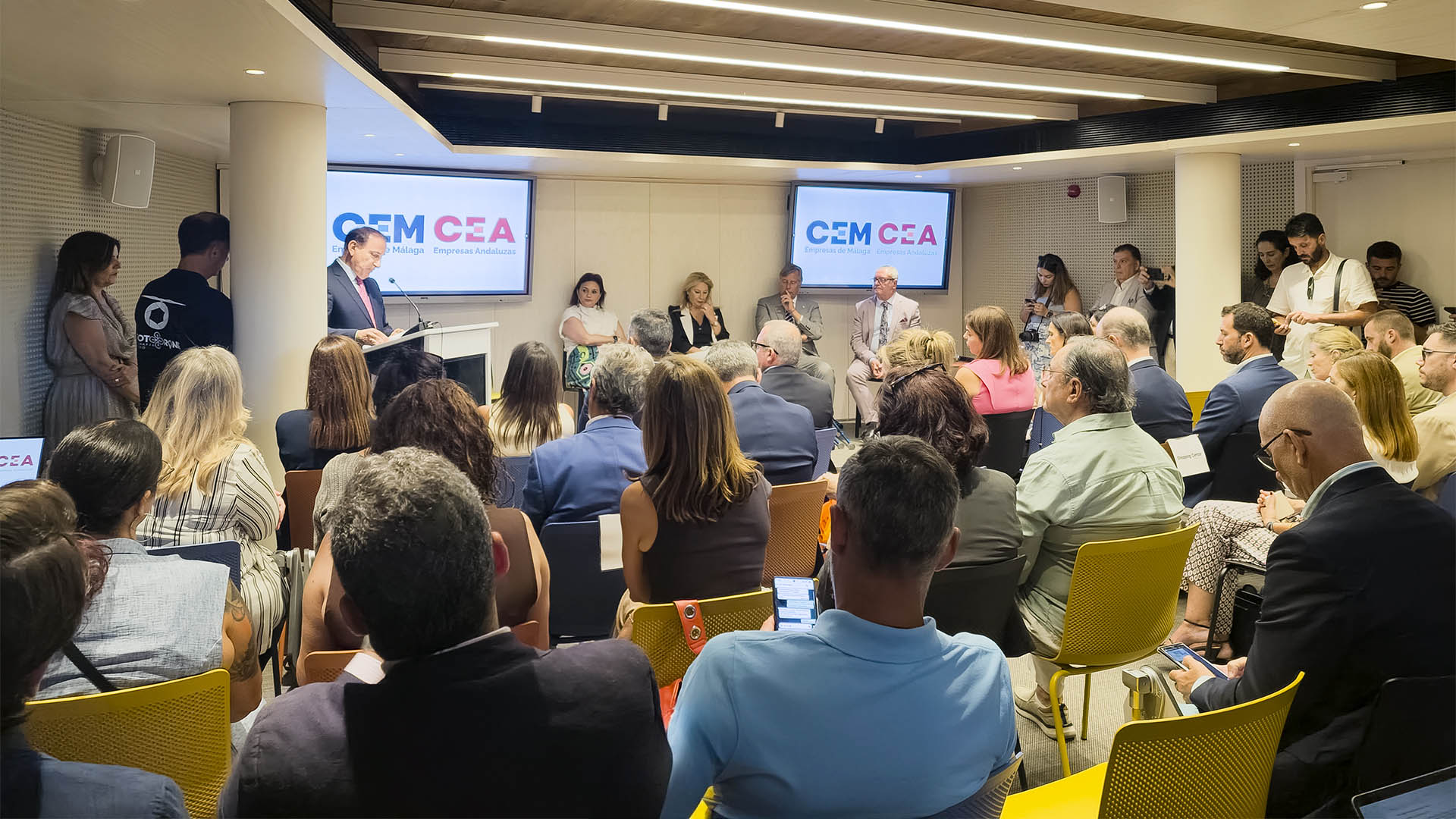 Torremolinos lanza su ‘Shopping Center Digital’ para impulsar el comercio local