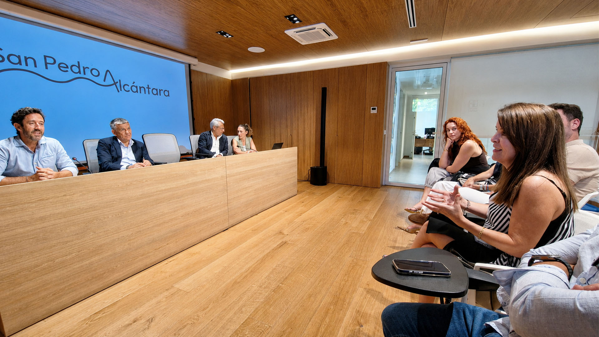 El Ayuntamiento sigue promocionando su modificación de normas urbanísticas para los negocios El Ayuntamiento sigue promocionando su modificación de normas urbanísticas para los negocios