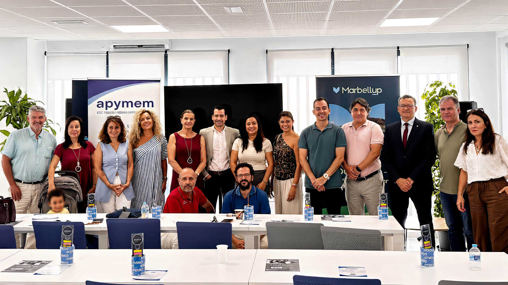 Compartimos con APYMEM y asociados uno de sus Desayuno Networking Compartimos con APYMEM y asociados uno de sus Desayuno Networking
