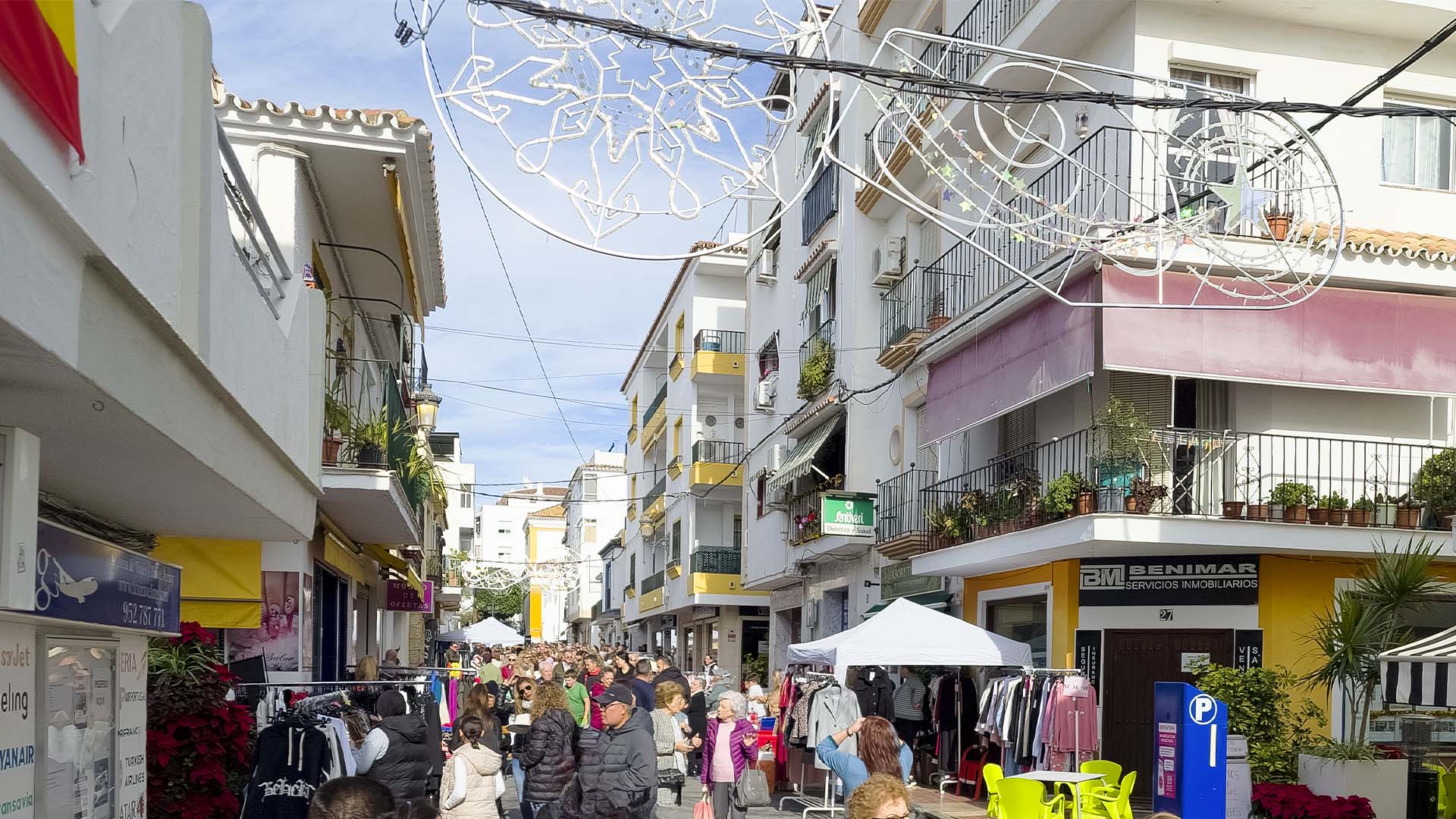 Rotundo éxito del Mercadillo Navideño de San Pedro Alcántara