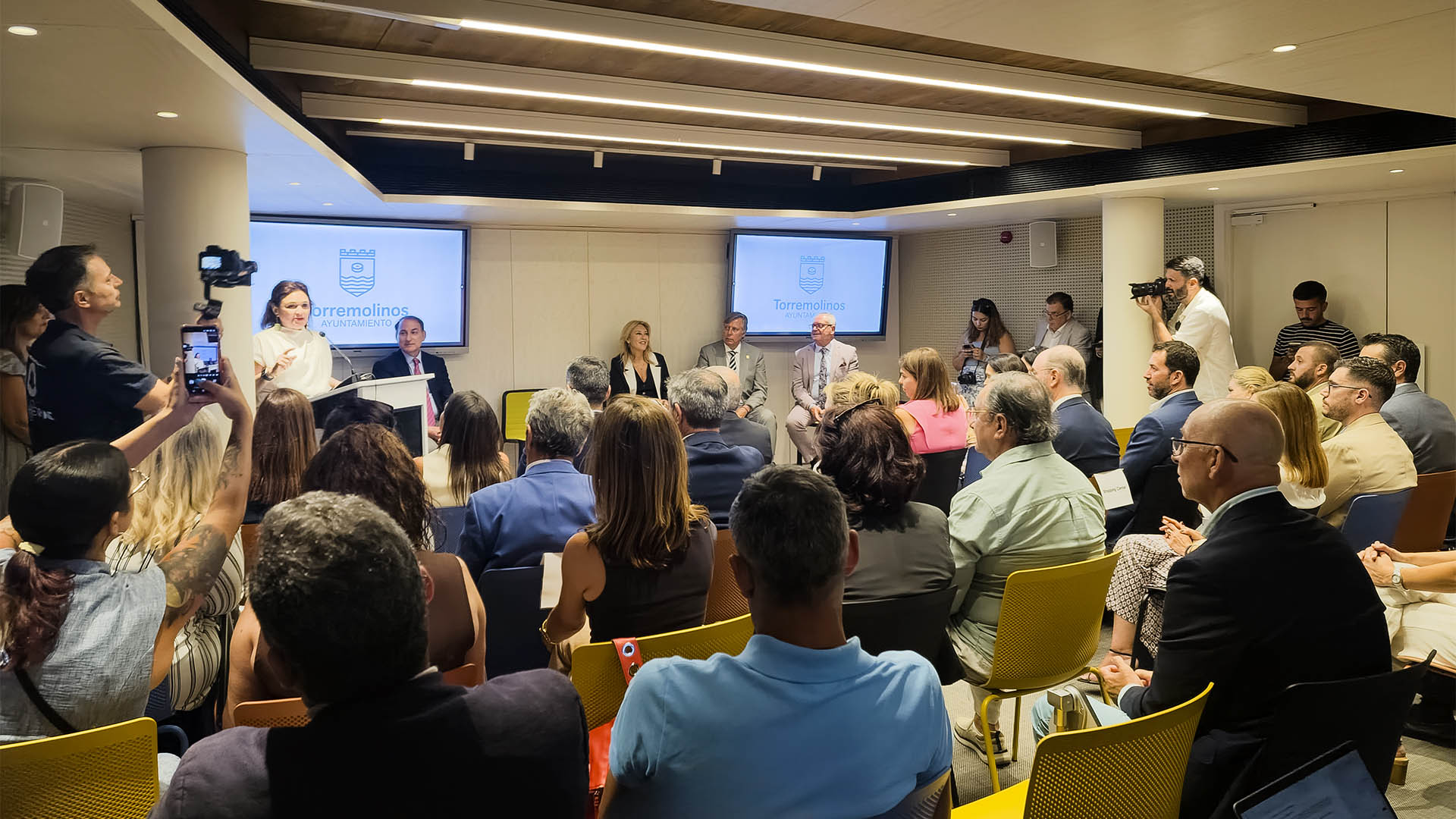 Torremolinos lanza su ‘Shopping Center Digital’ para impulsar el comercio local